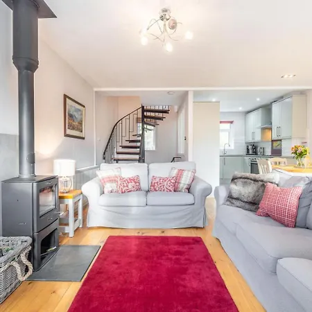 2 Bed In Ambleside Oc-lr114 度假居